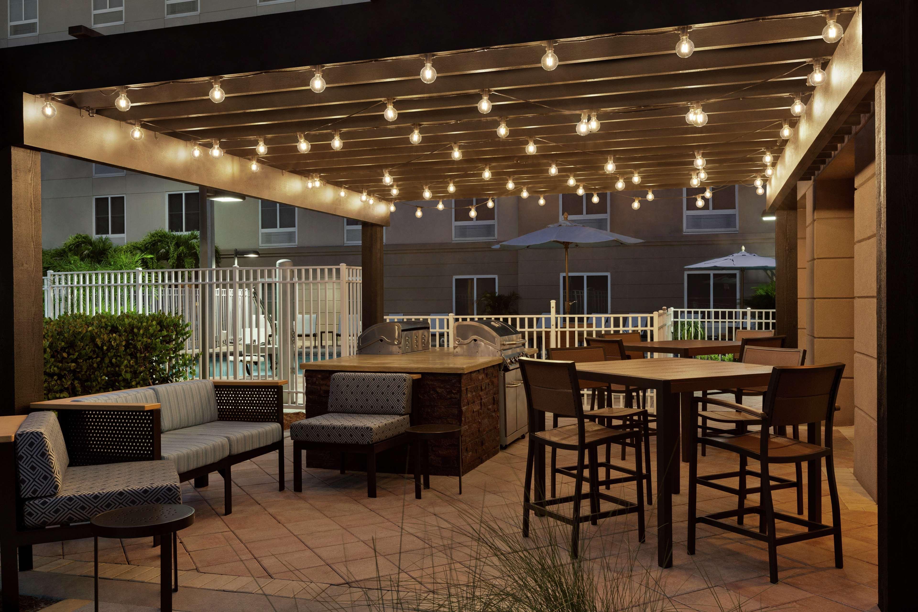 Homewood Suites Fort Myers Airport - Fgcu Dış mekan fotoğraf